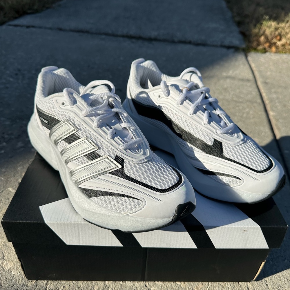 Adidas Lightblaze Glow Shoes Men Athletic Shoes Size 6.5 NIB